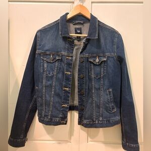 GAP Women's Classic Blue Jean Jacket
